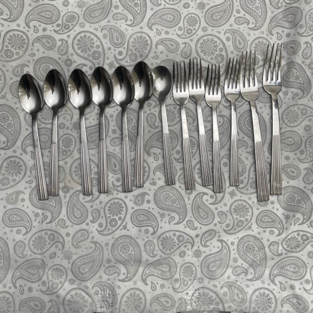 Cambridge Stainless Flatware Set 13pc Ribbed Pleated Handle Spoons and Forks